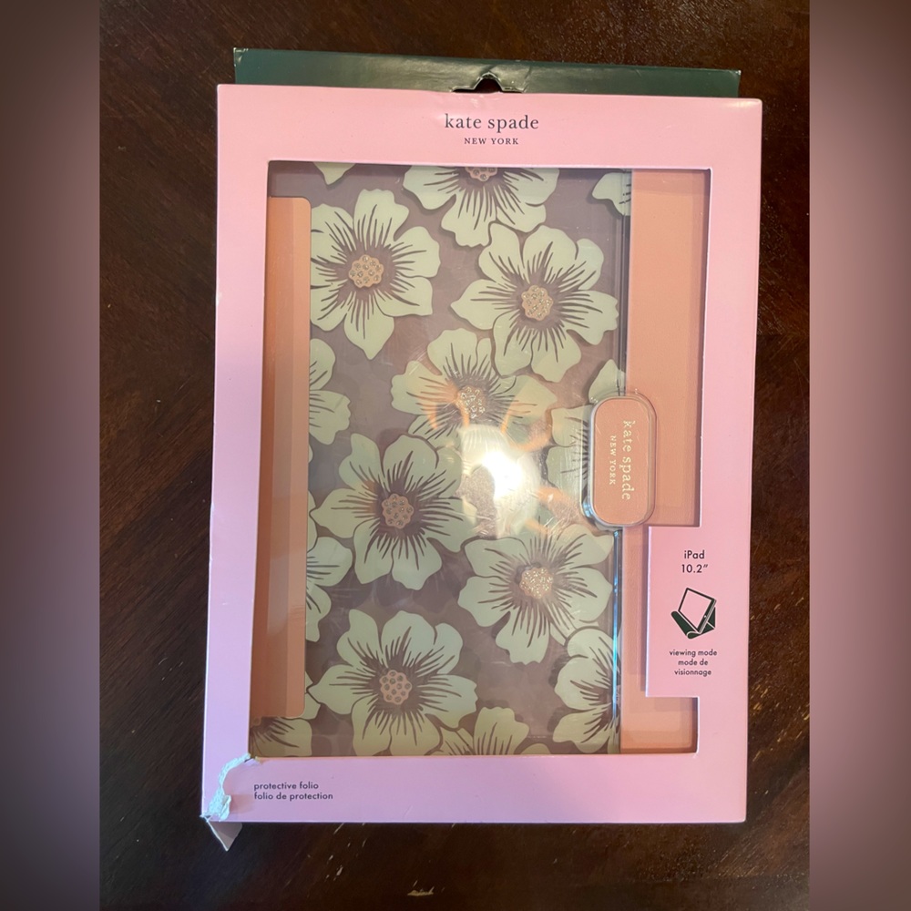 Kate Spade New York Apple iPad 10.2" Protective Folio